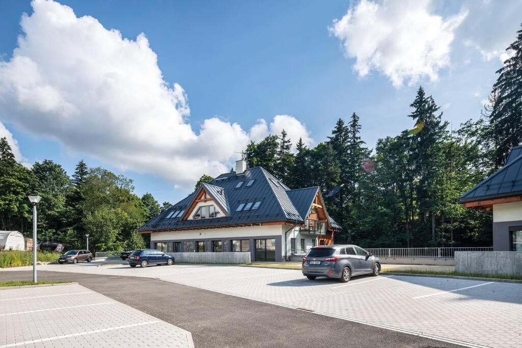 Luxury 2 Bedroom Mountain Escape Harrachov Kültér fotó